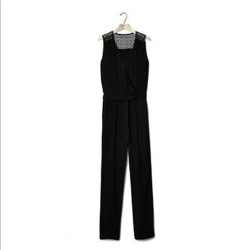NEW GAP Sleeveless Wrap Tie Crochet Back Jumpsuit - Picture 2 of 9